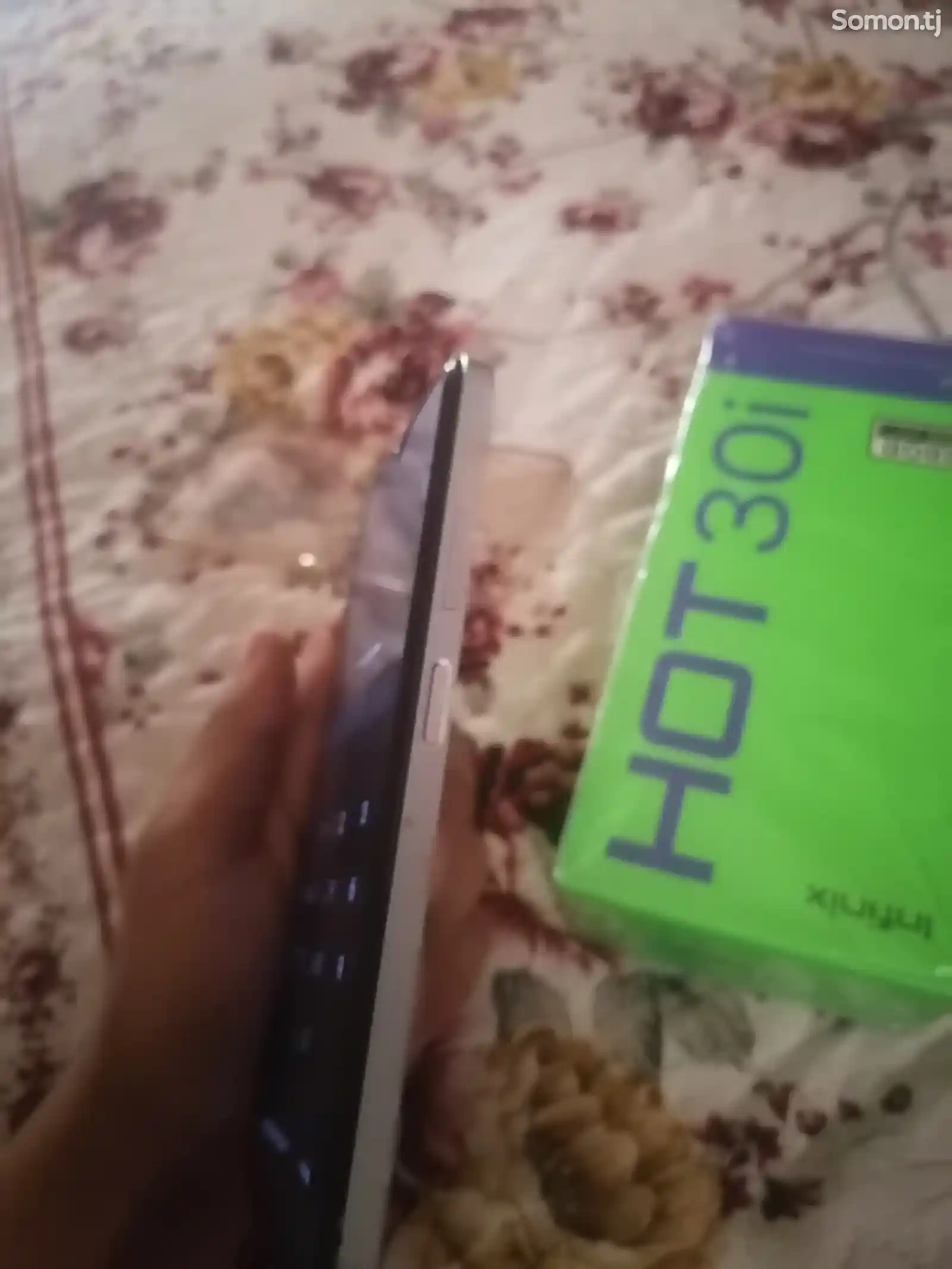 Infinix Hot 30i-2