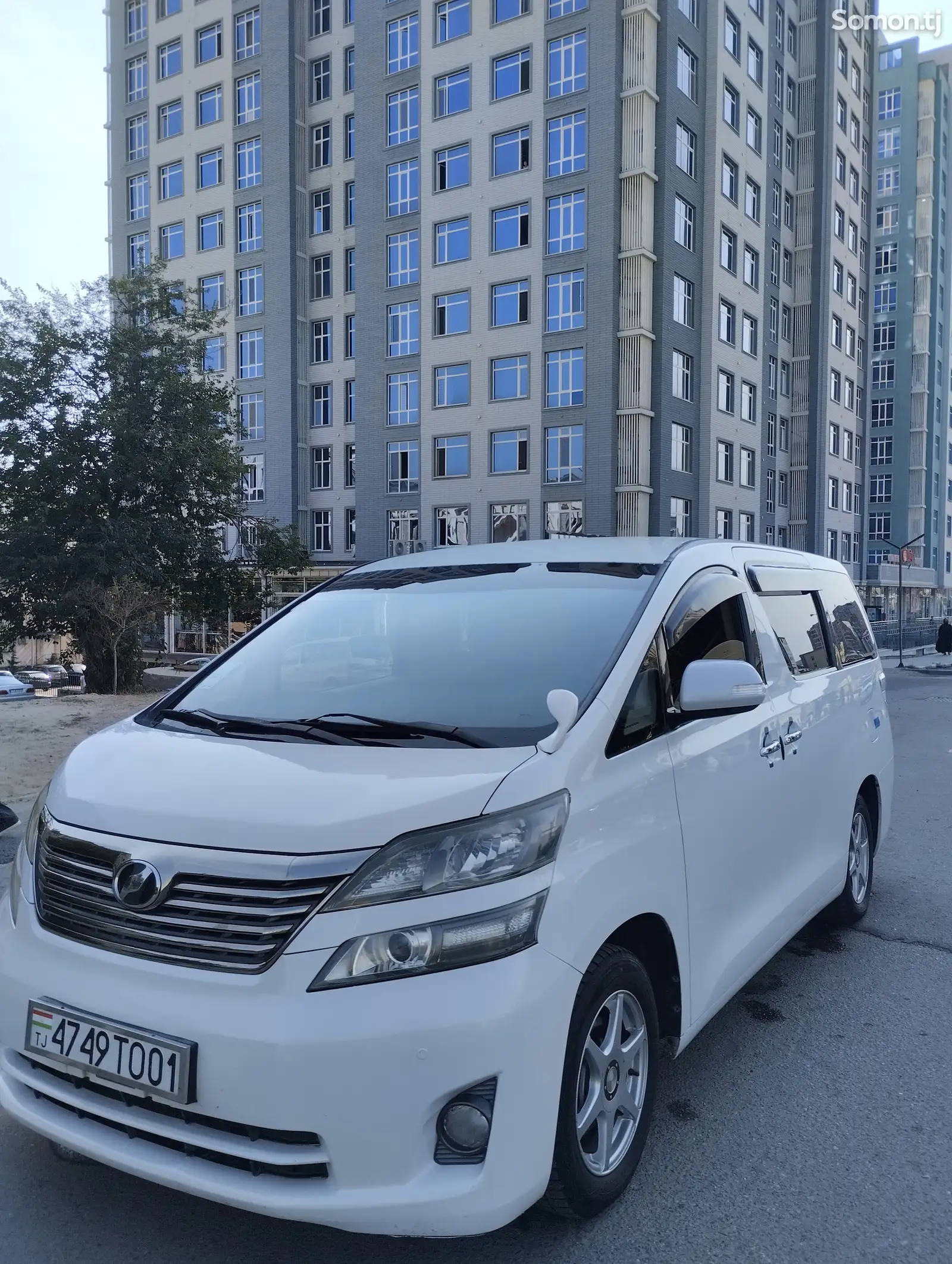 Toyota Vellfire, 2010-1