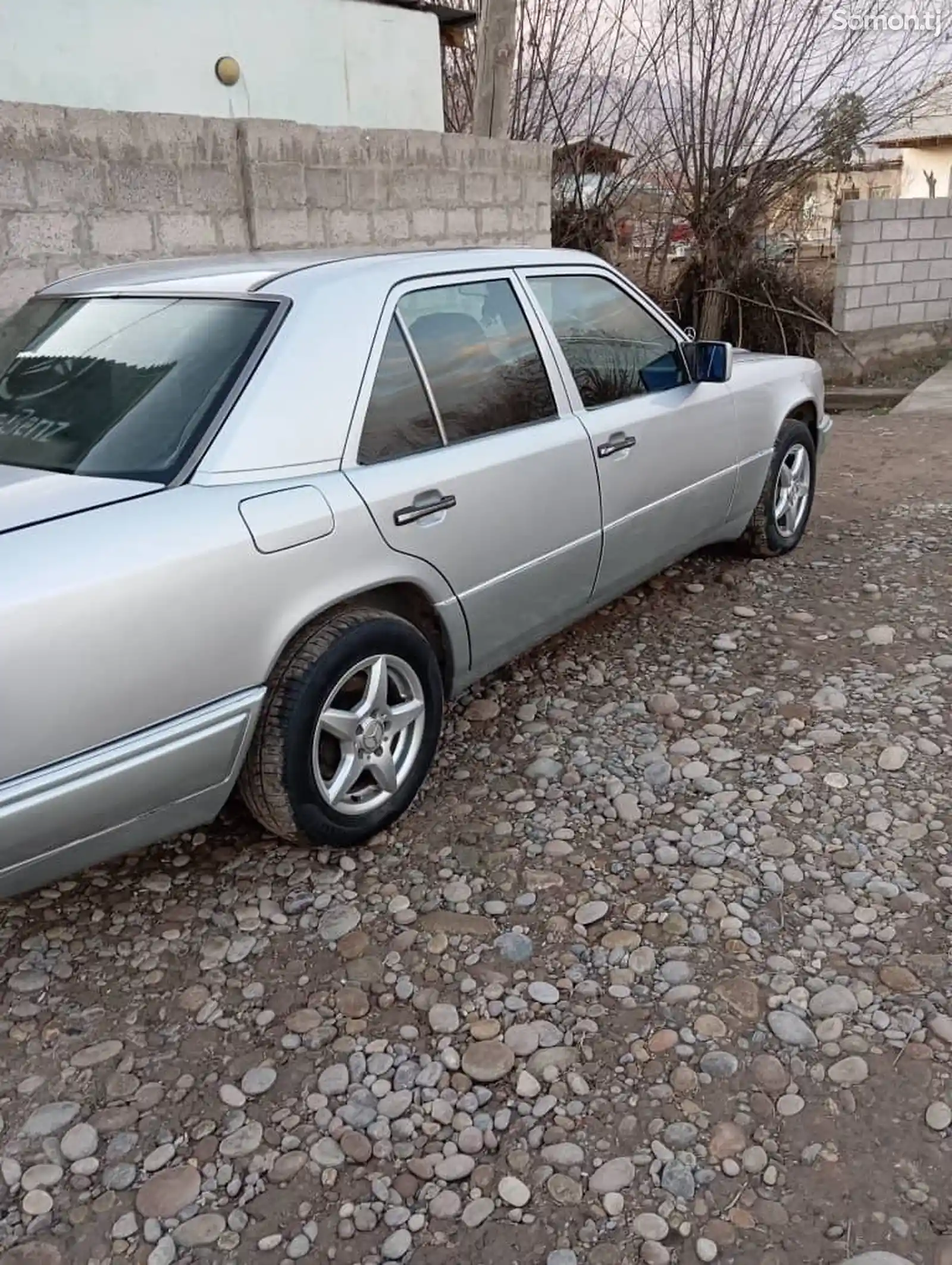 Mercedes-Benz W124, 1993-4