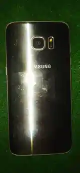 Samsung Galaxy S7 edge-2