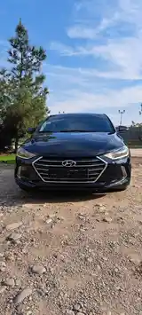 Hyundai Elantra, 2018-4