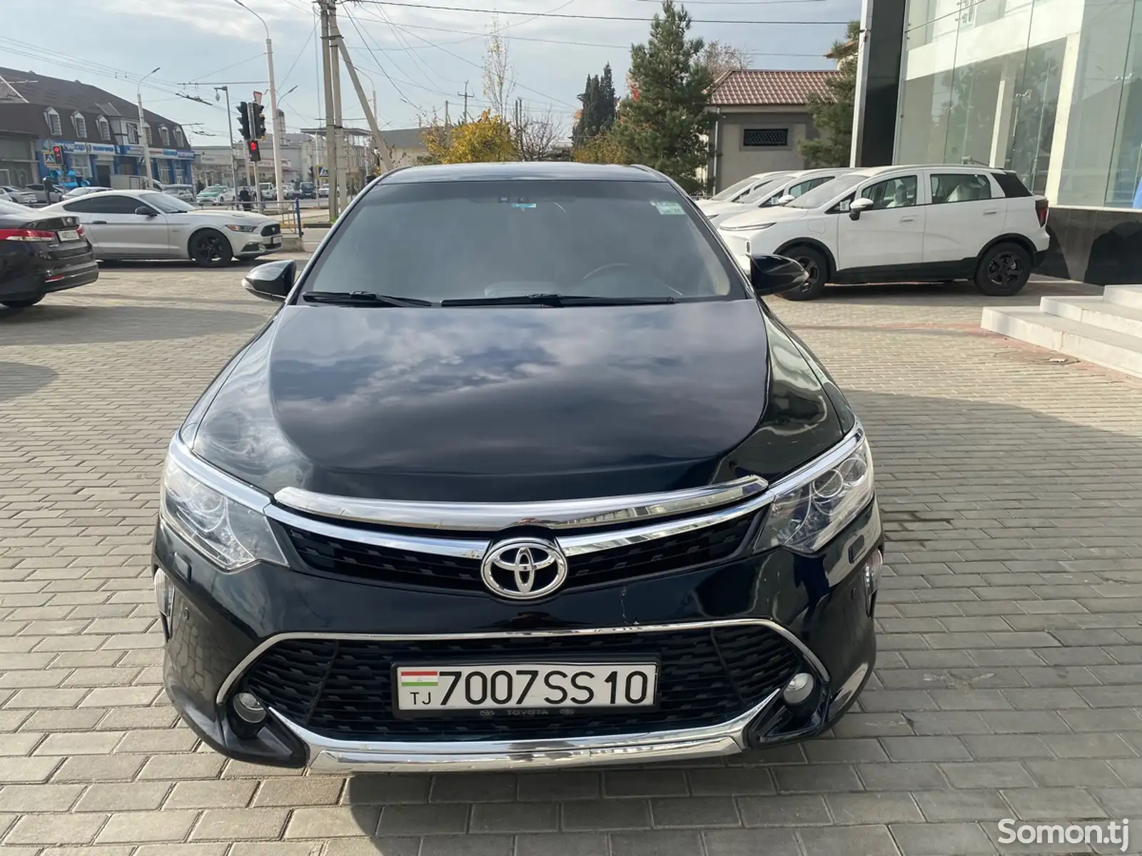 Toyota Camry, 2017-1