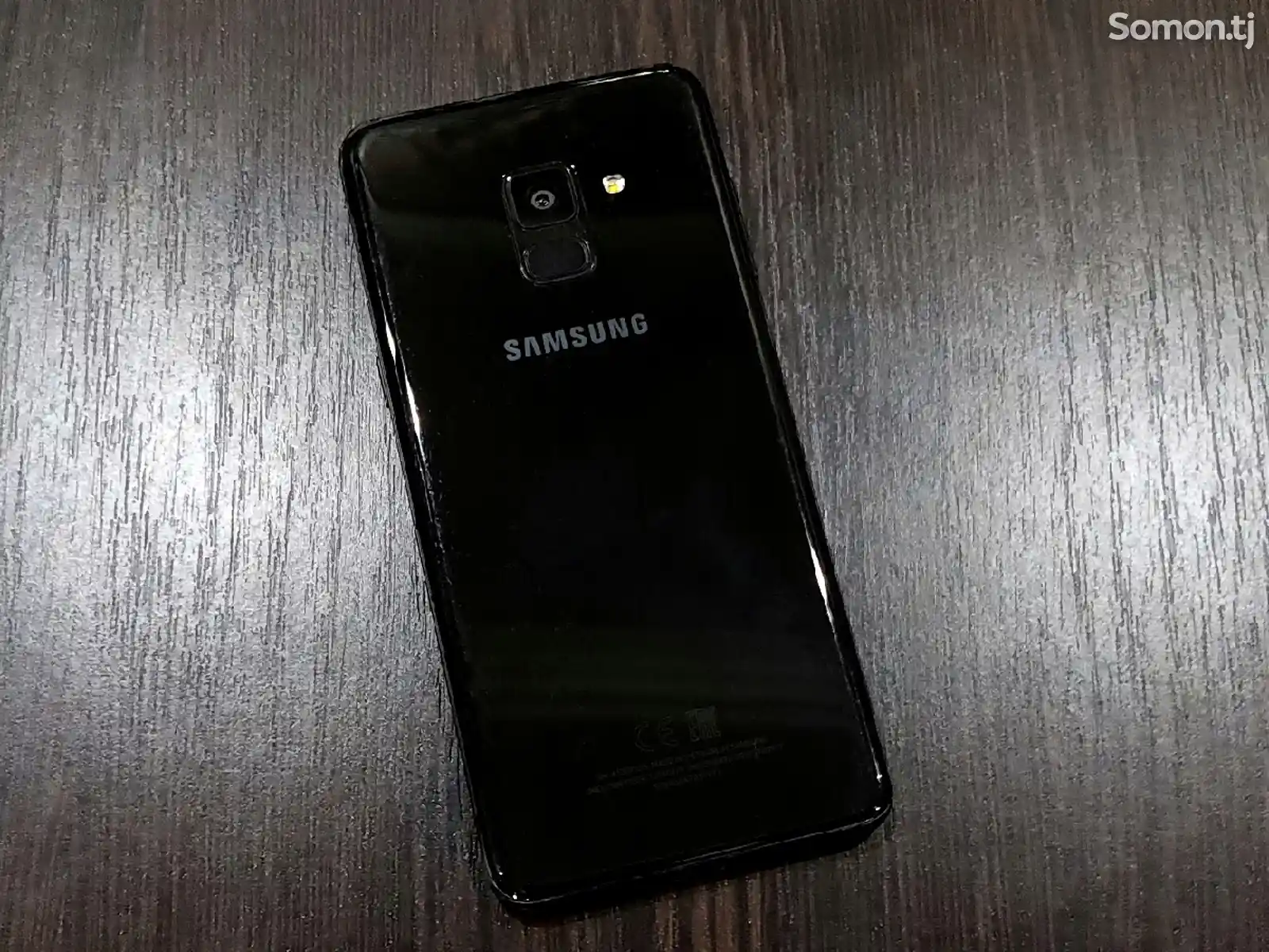 Samsung Galaxy A8 Duos-1