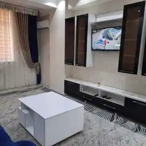 2-комн. квартира, 16 этаж, 42м², Дом Печати