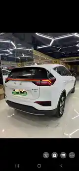 Hongqi E-HS3, 2019-7