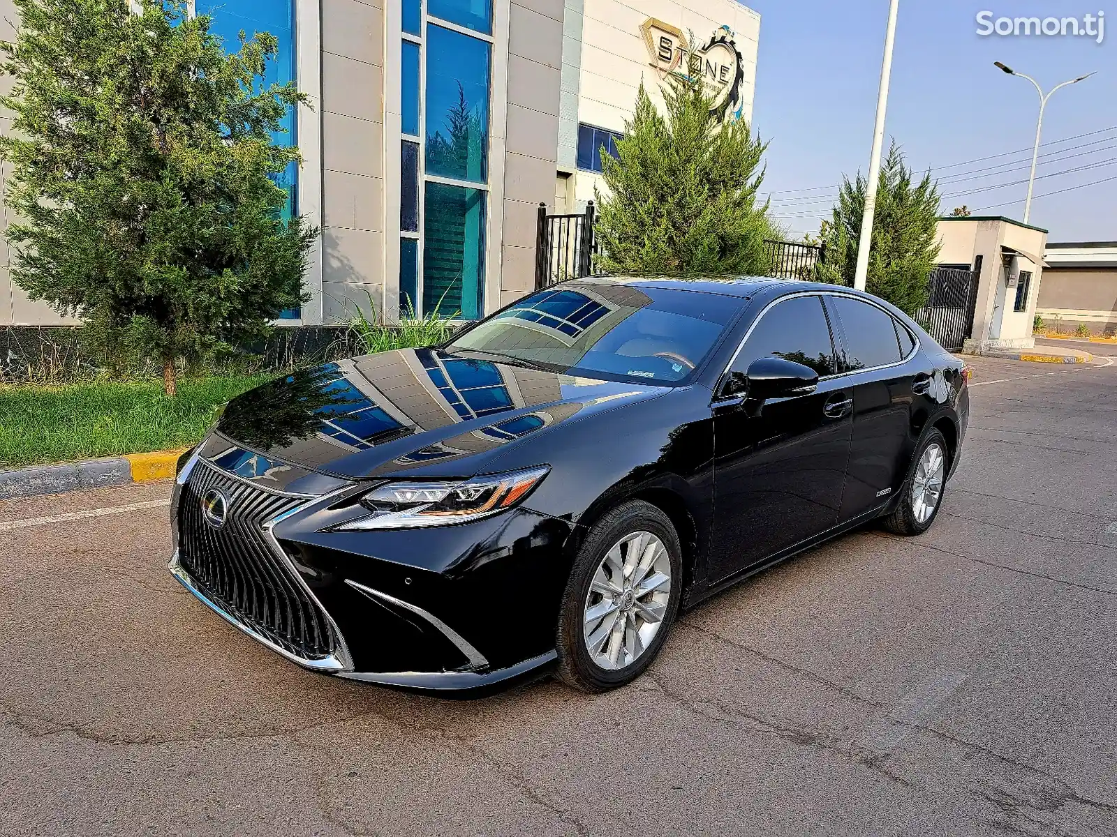 Lexus ES series, 2015-2