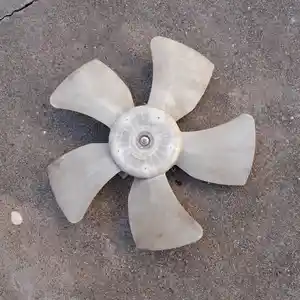 Вентилятор радиатора для Toyota