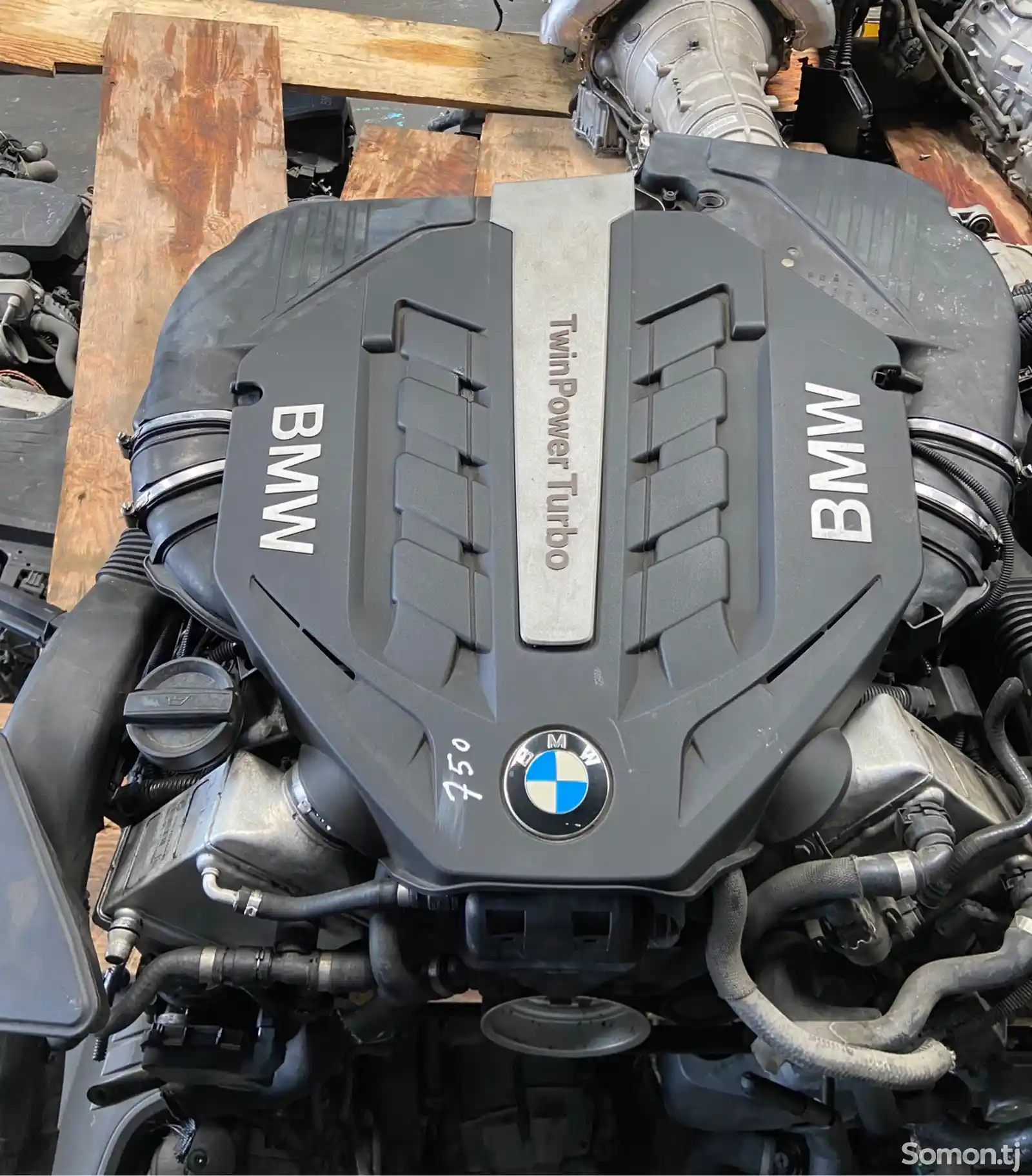 Мотор BMW N63-2