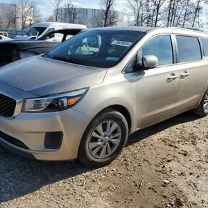 Kia Carnival, 2015