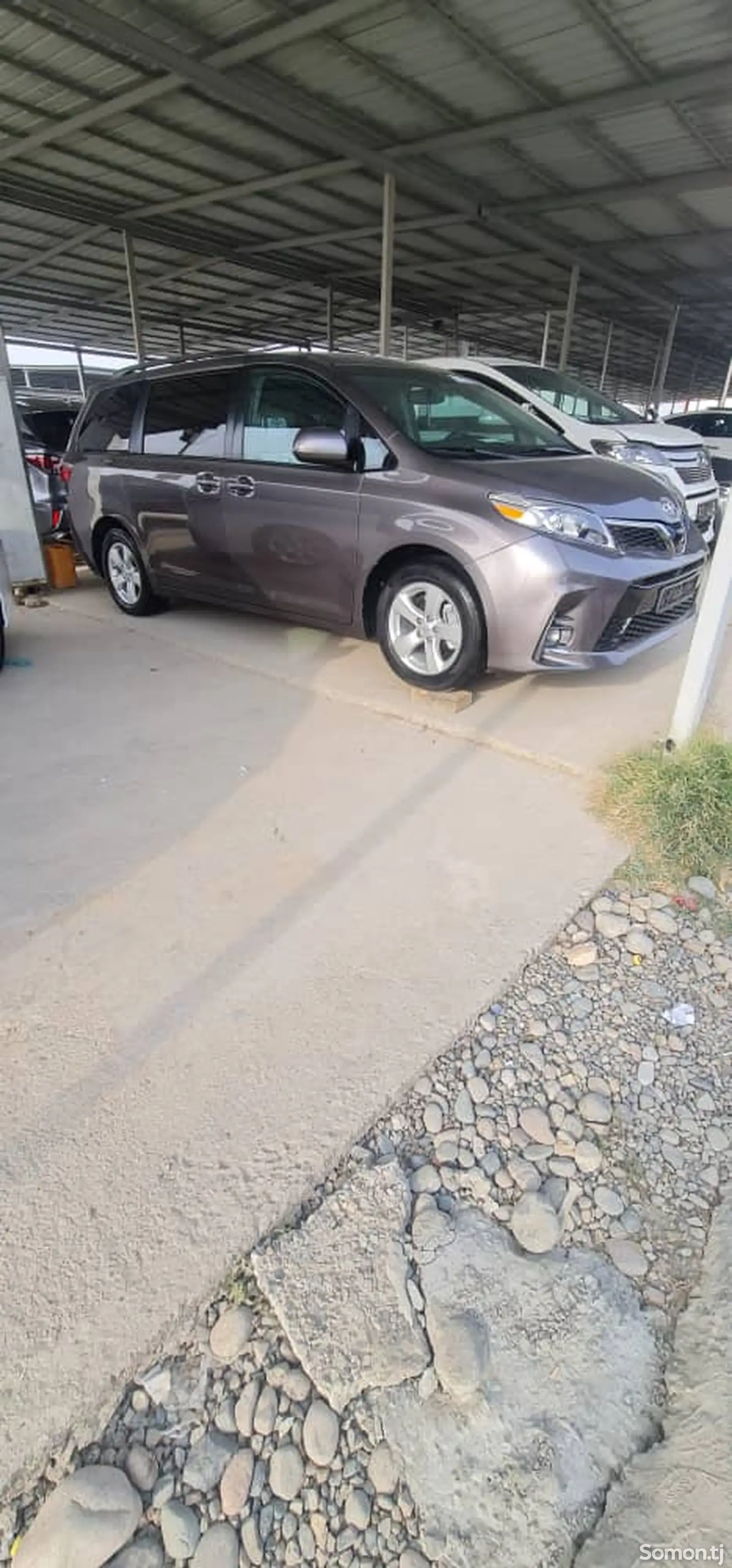 Toyota Sienna, 2015-9