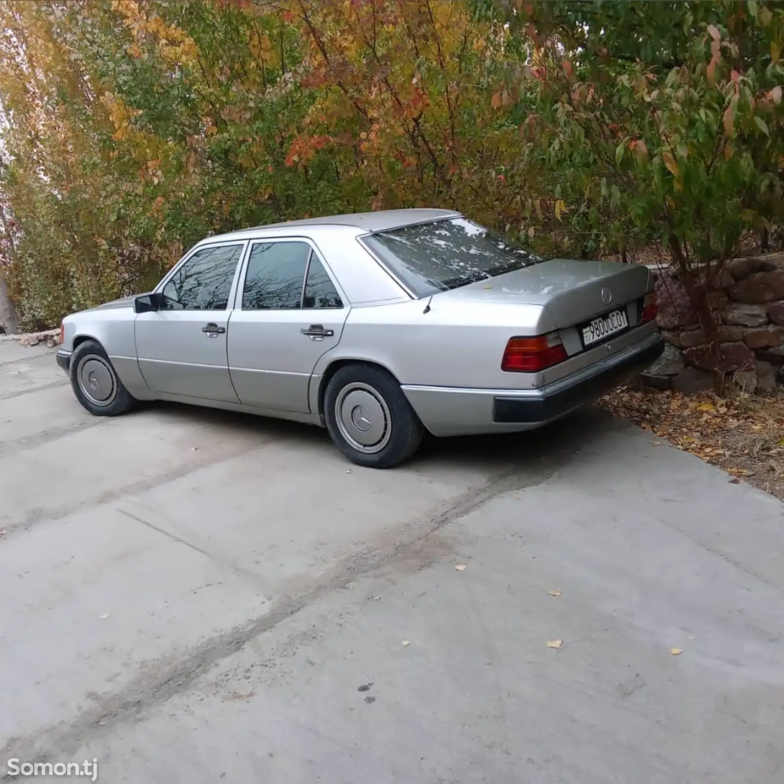 Mercedes-Benz W124, 1990-1