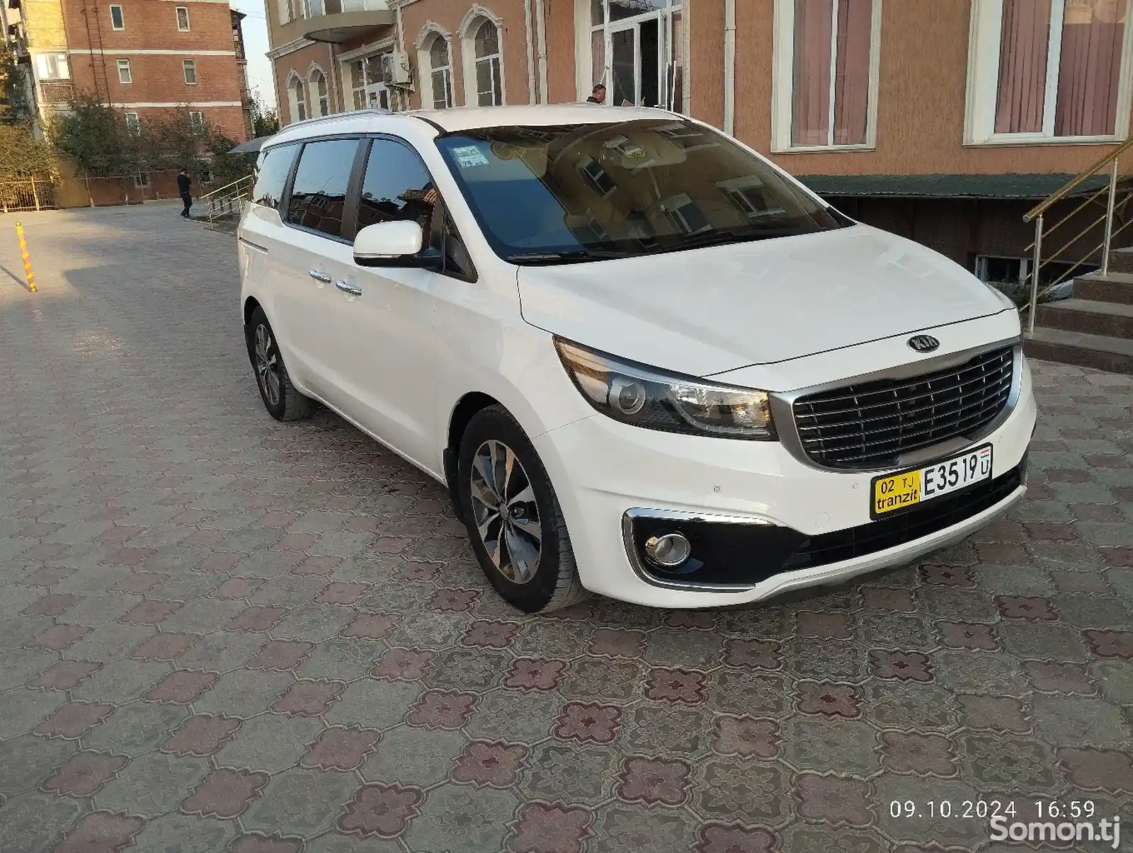 Kia Carnival, 2017-2