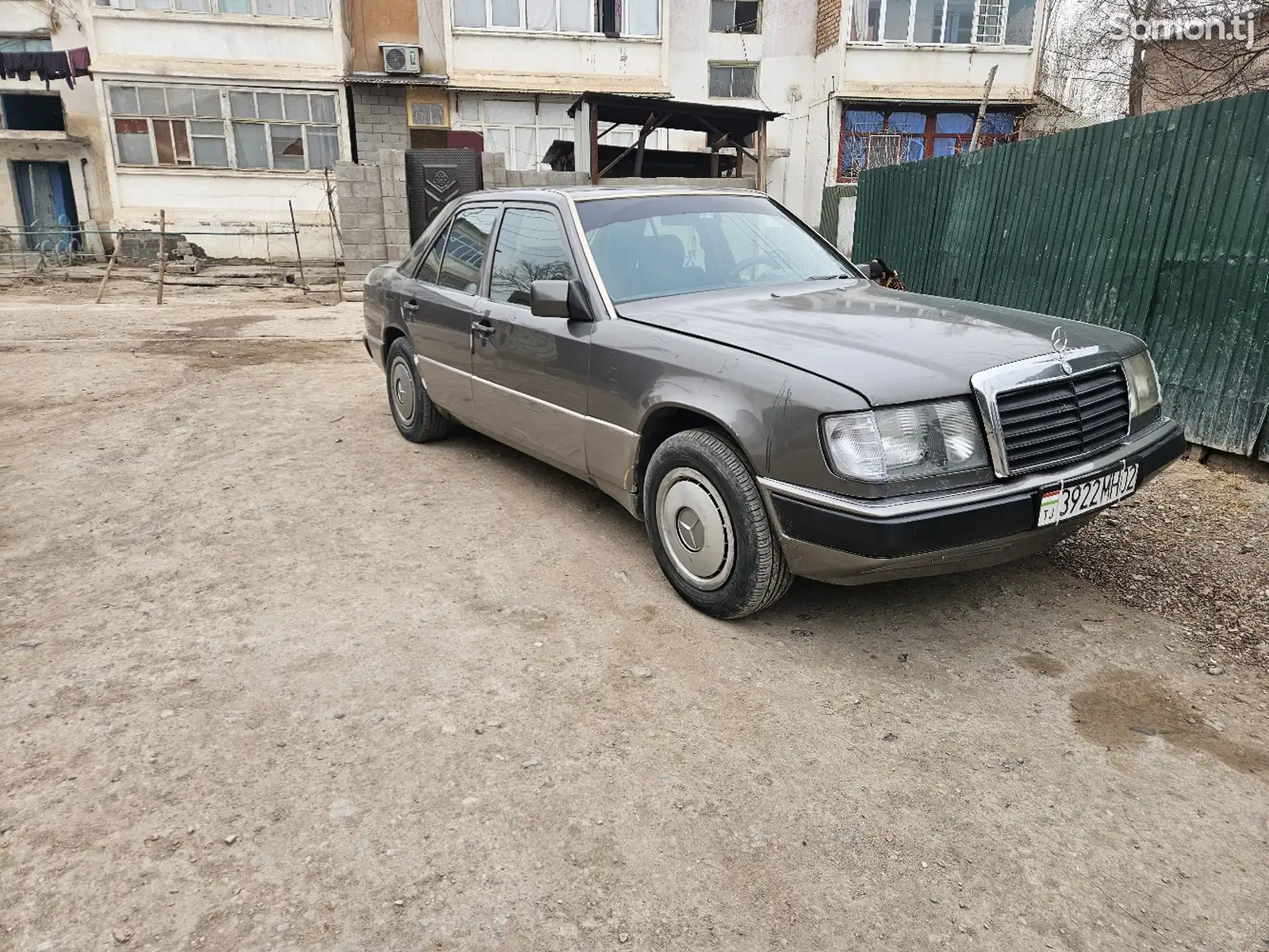 Mercedes-Benz W124, 1992-1