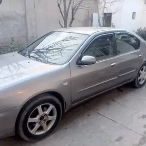 Nissan Maxima, 2002