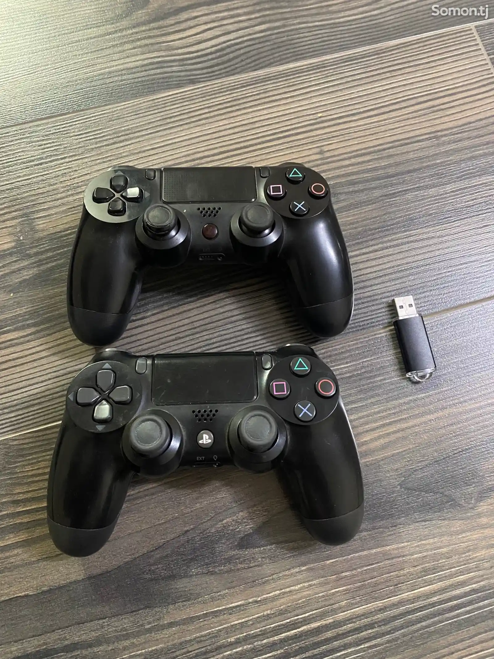 Игровая приставка Sony PlayStation 4-1