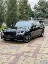 BMW 7 series, 2018-8