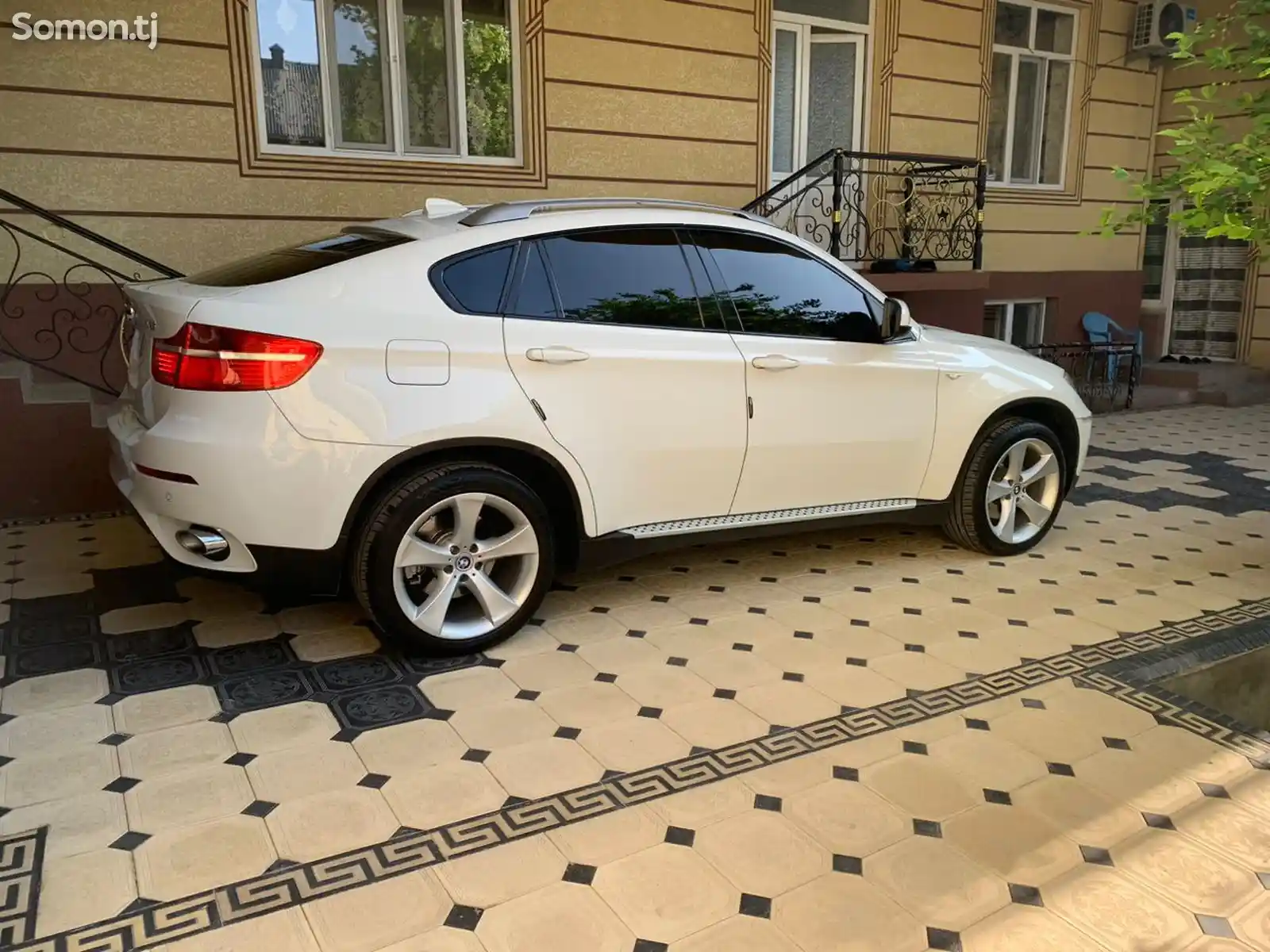 BMW X6, 2011-1