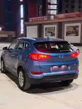 Hyundai Tucson, 2015-7