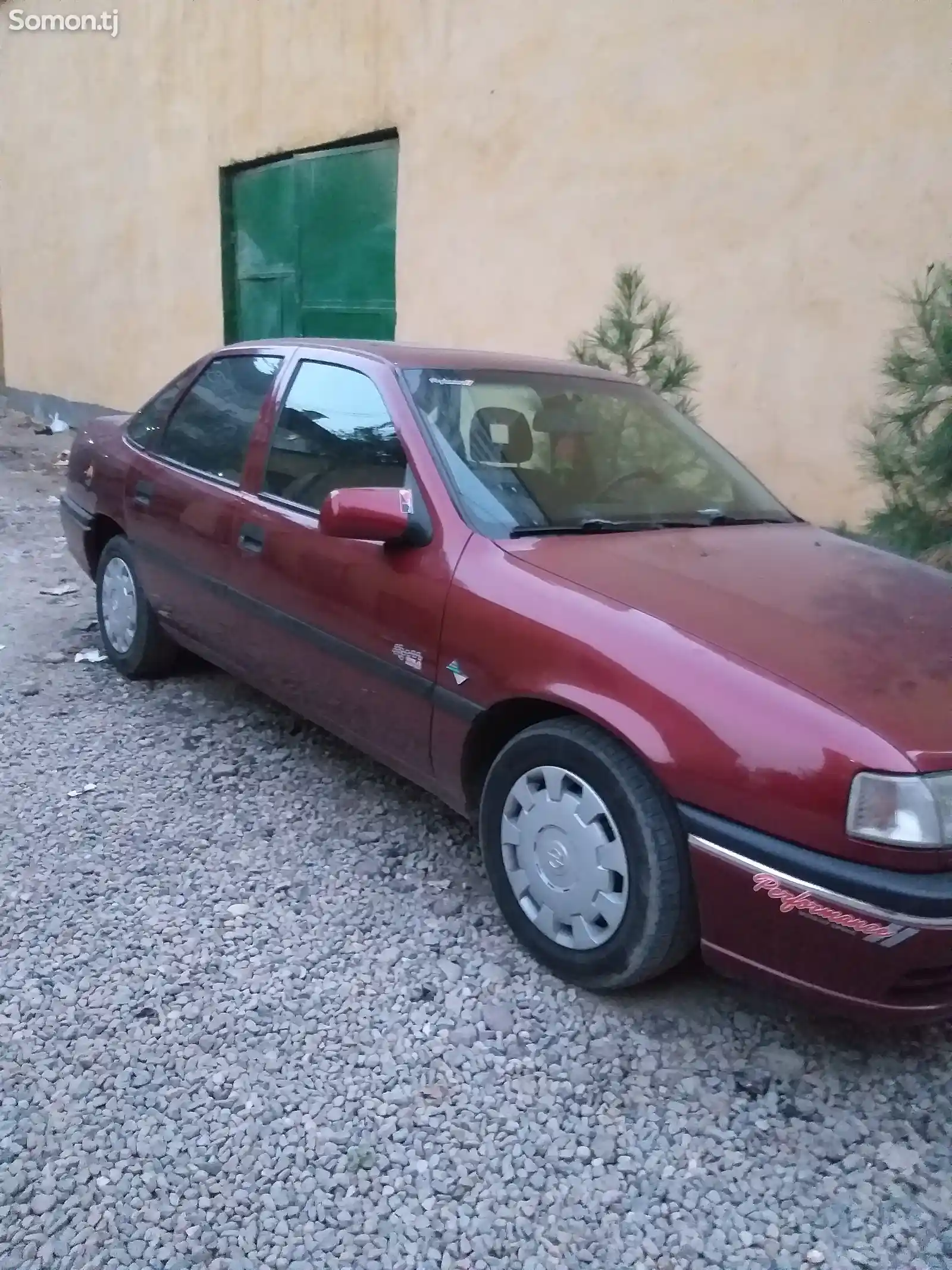 Opel Vectra A, 1995-8