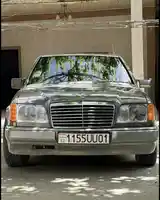 Mercedes-Benz W124, 1993-10