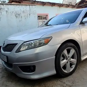 Toyota Camry, 2011