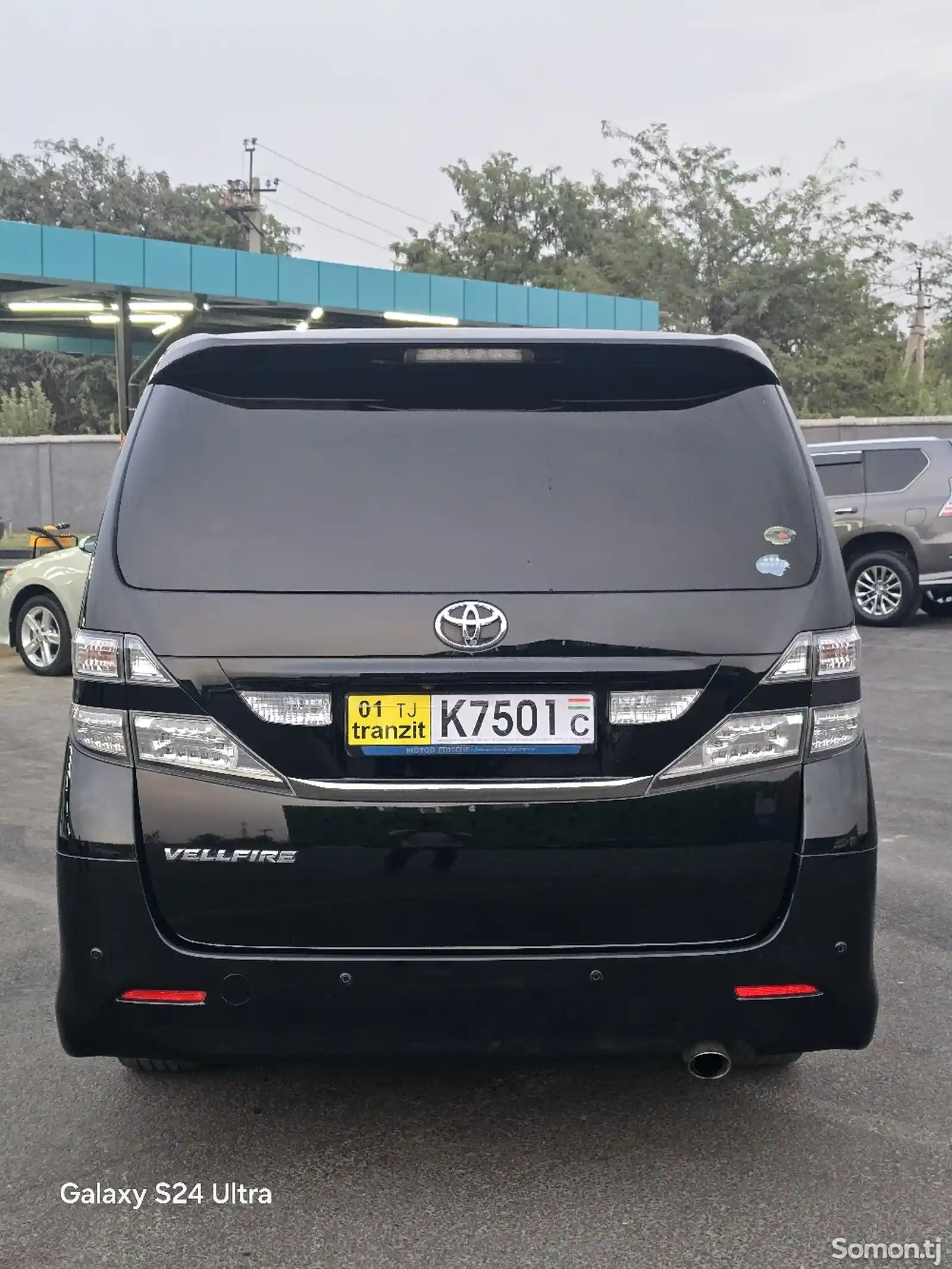 Toyota Vellfire, 2009-4