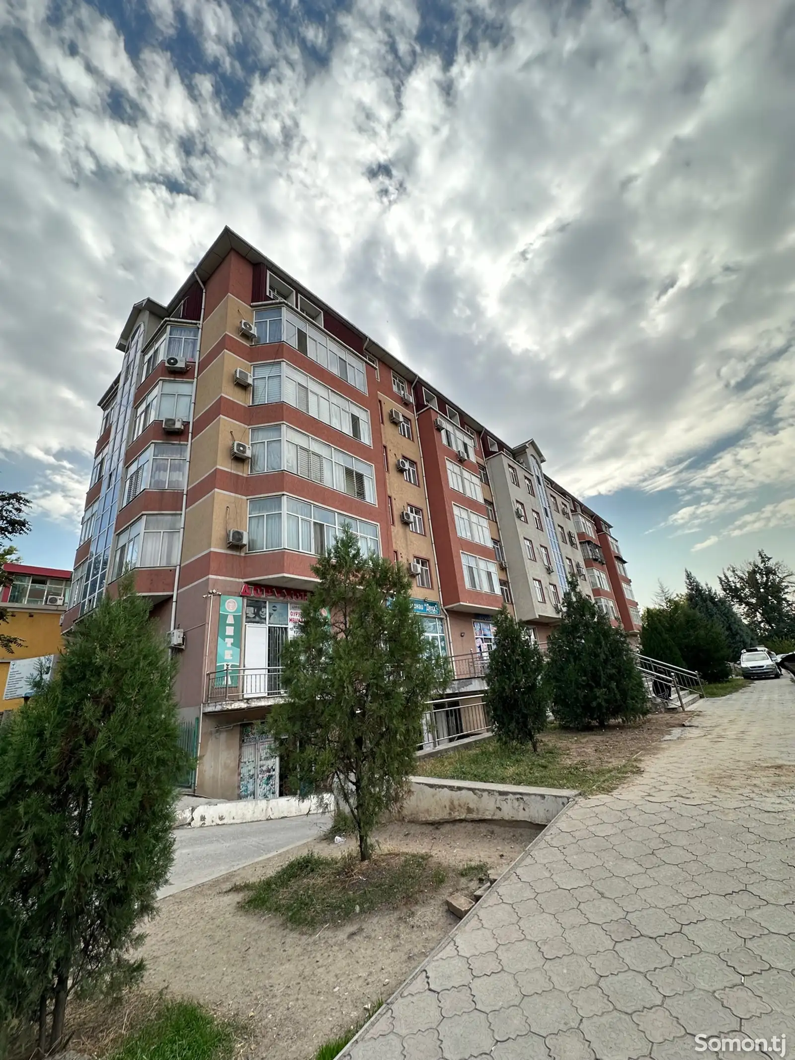 2-комн. квартира, 2 этаж, 74м², Маяковский-9