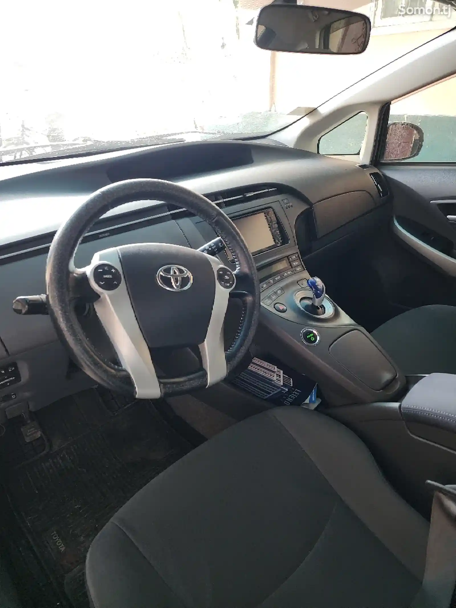 Toyota Prius, 2011-5