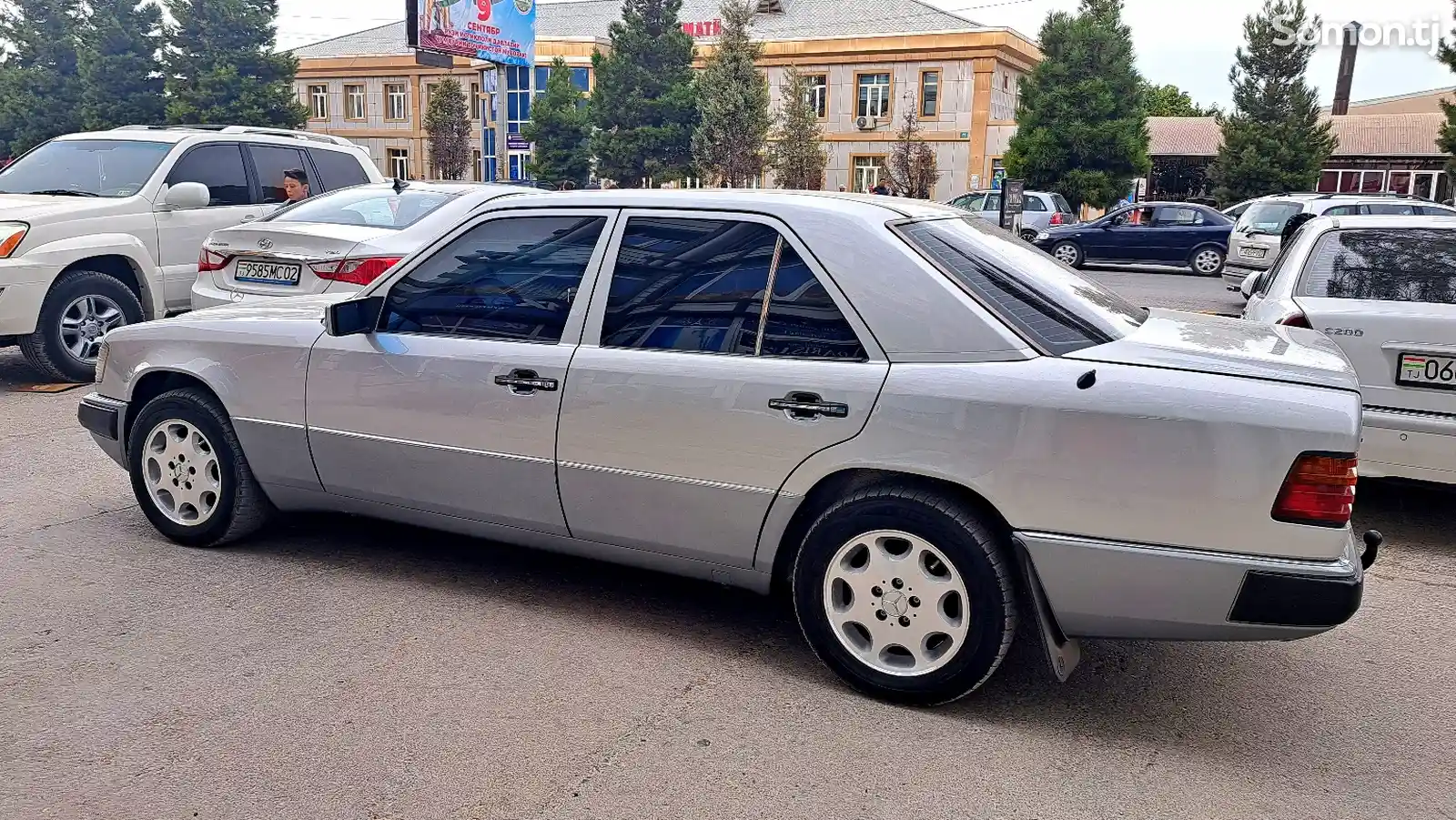 Mercedes-Benz W124, 1993-9