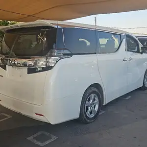 Toyota Vellfire, 2015