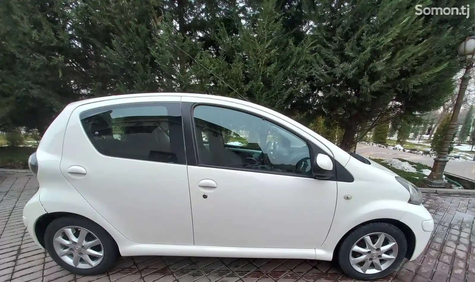 Toyota Yaris, 2010-3