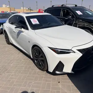 Lexus IS series, 2022