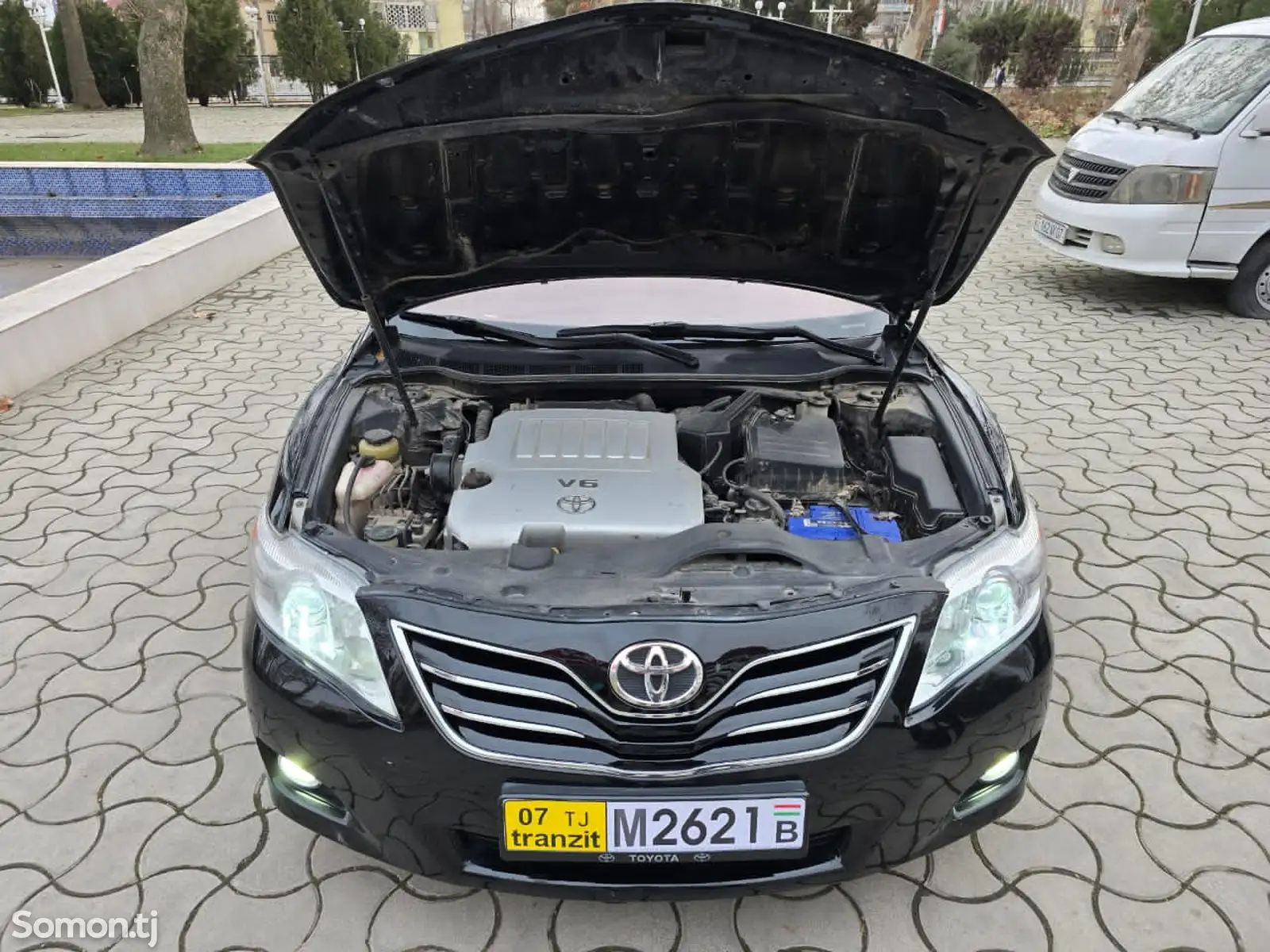 Toyota Camry, 2011-1