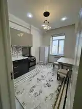 2-комн. квартира, 10 этаж, 60м², Шохмансур-2