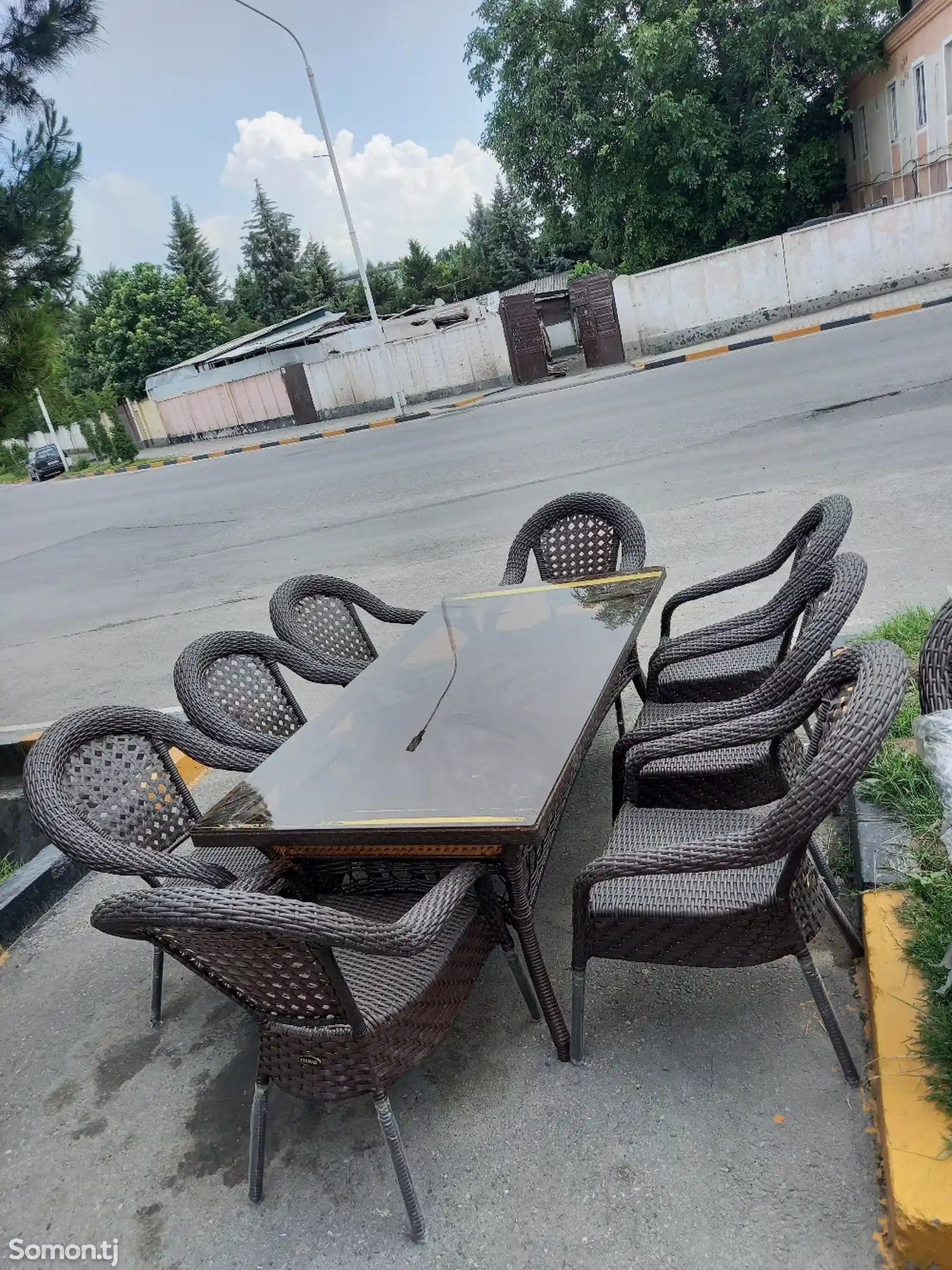 Стол и стулья для сада-3