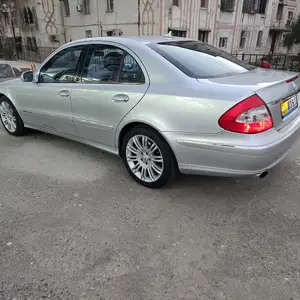 Mercedes-Benz E class, 2008