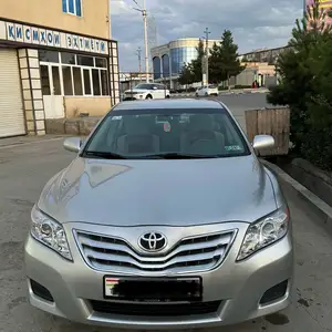 Toyota Camry, 2011