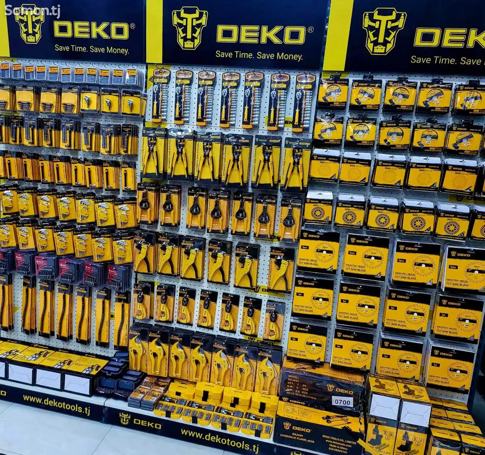 Набор инструментов Deko + 100 деталей Deko DKMT100-14
