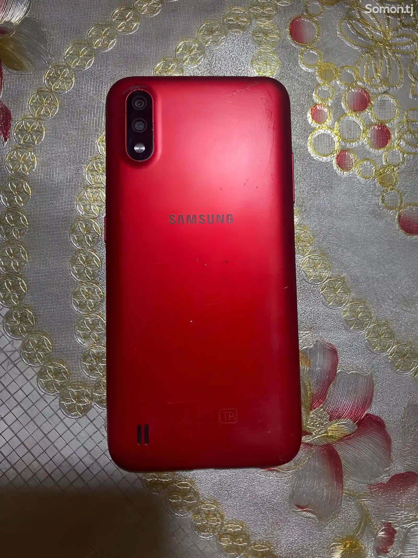 Samsung Galaxy A01, Red-3