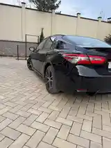 Toyota Camry, 2018-9