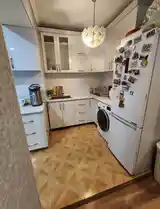 3-комн. квартира, 4 этаж, 84м², Сино-8