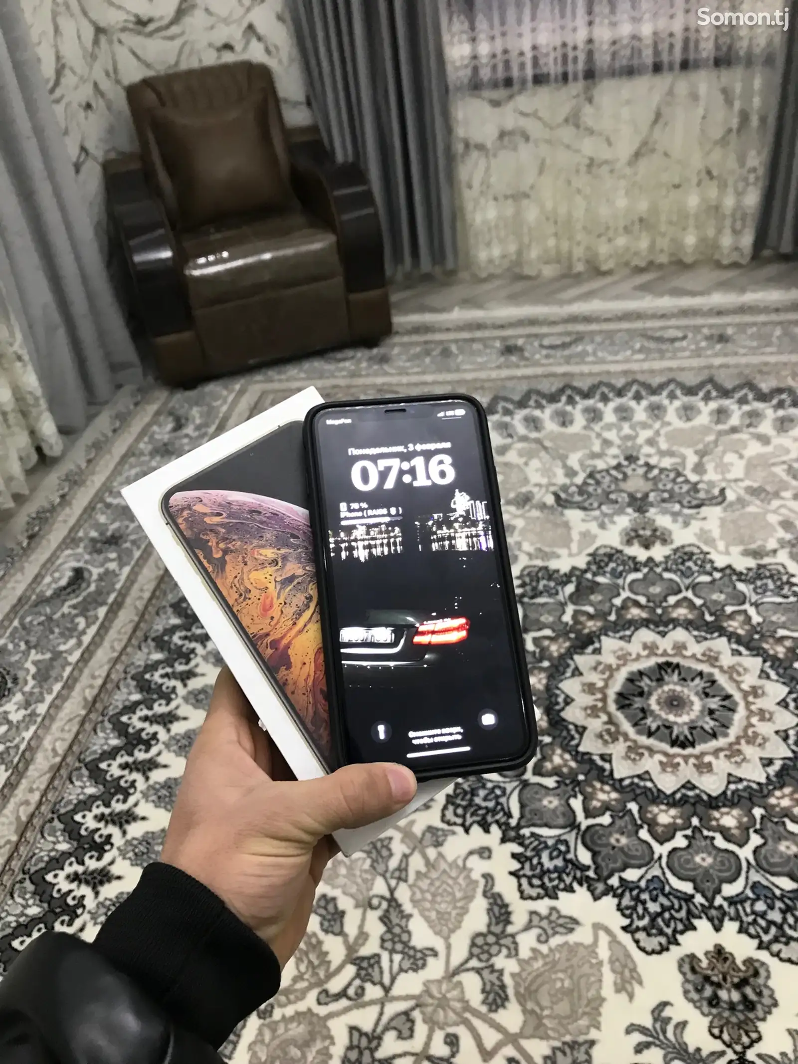 Apple iPhone Xs Max, 64 gb, Gold-1