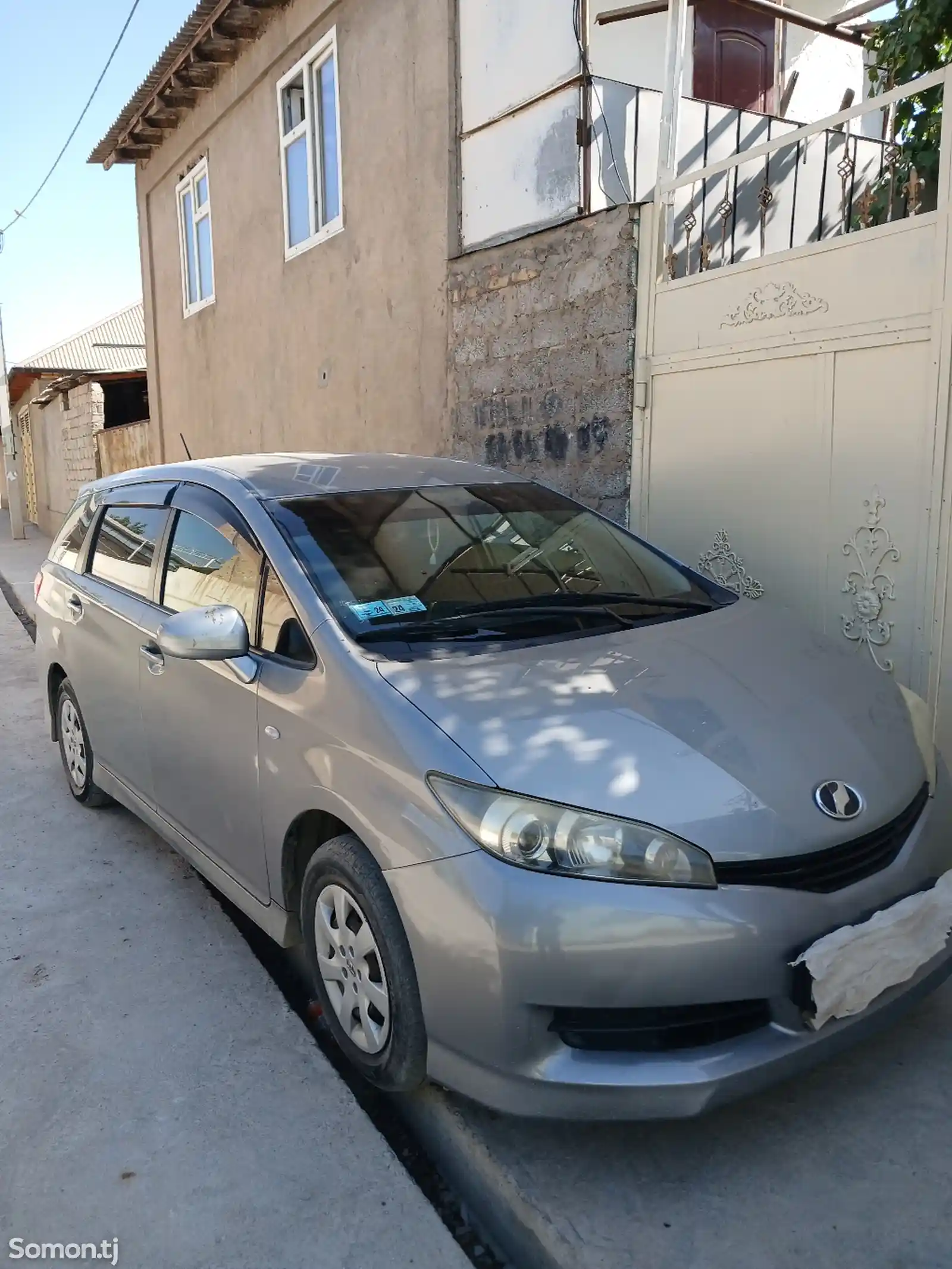 Toyota Wish, 2010-1