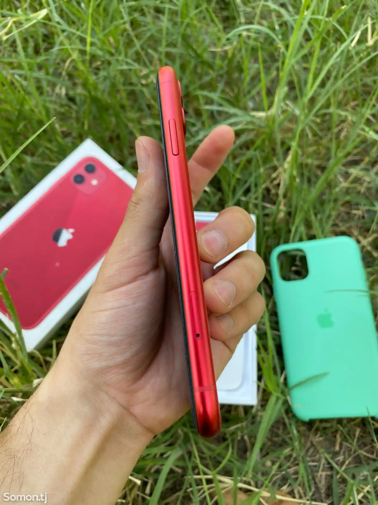 Apple iPhone 11, 64 gb, Product Red-10