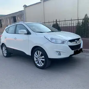 Hyundai Tucson, 2010