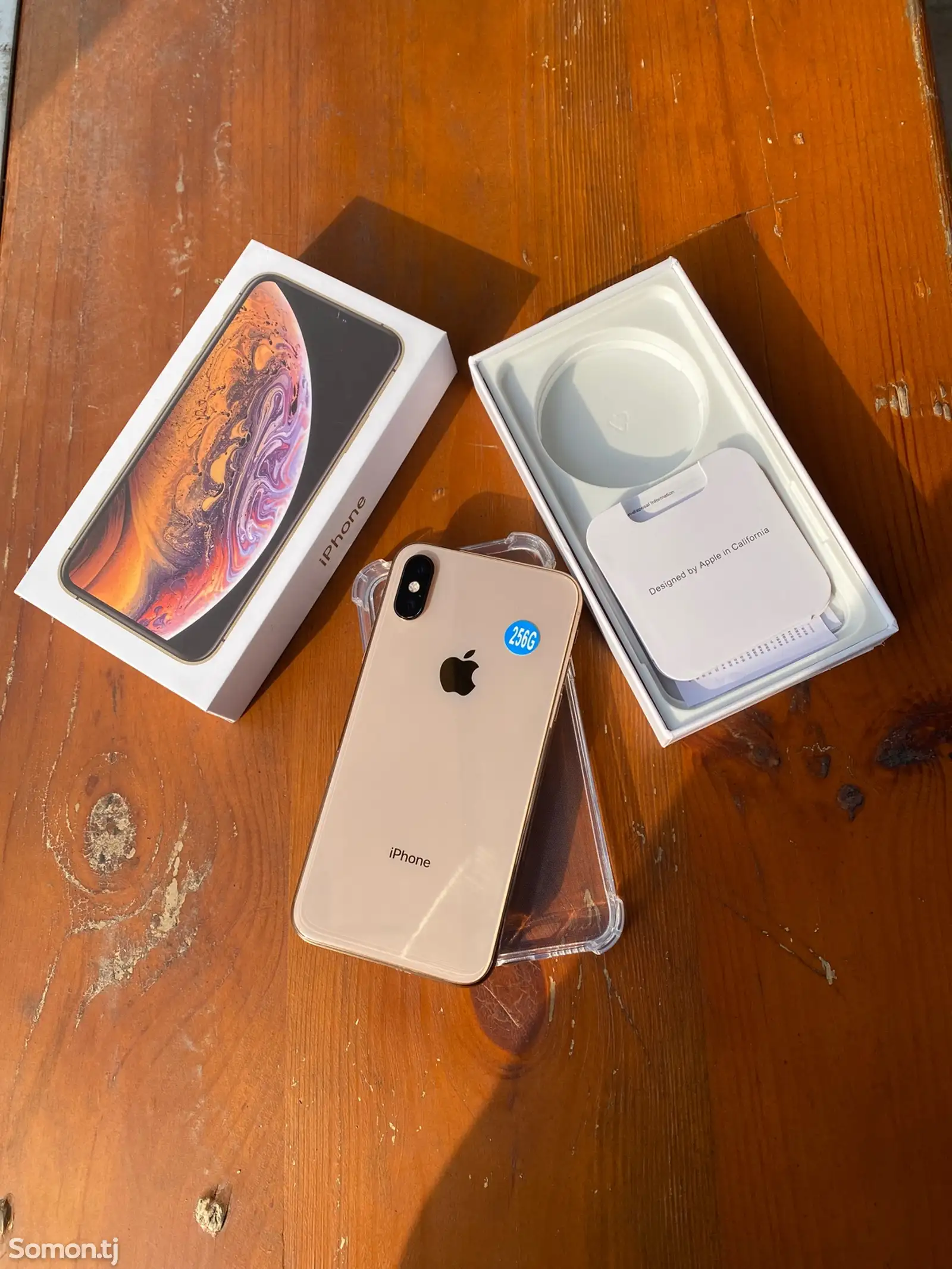 Apple iPhone Xs, 256 gb, Gold-1