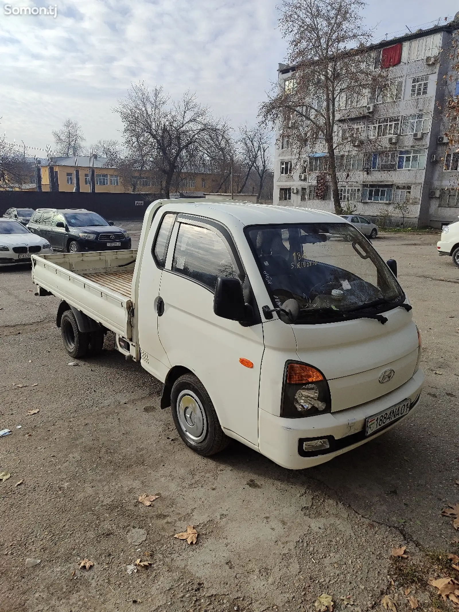 Бортовой автомобиль Hyundai Porter, 2014-1