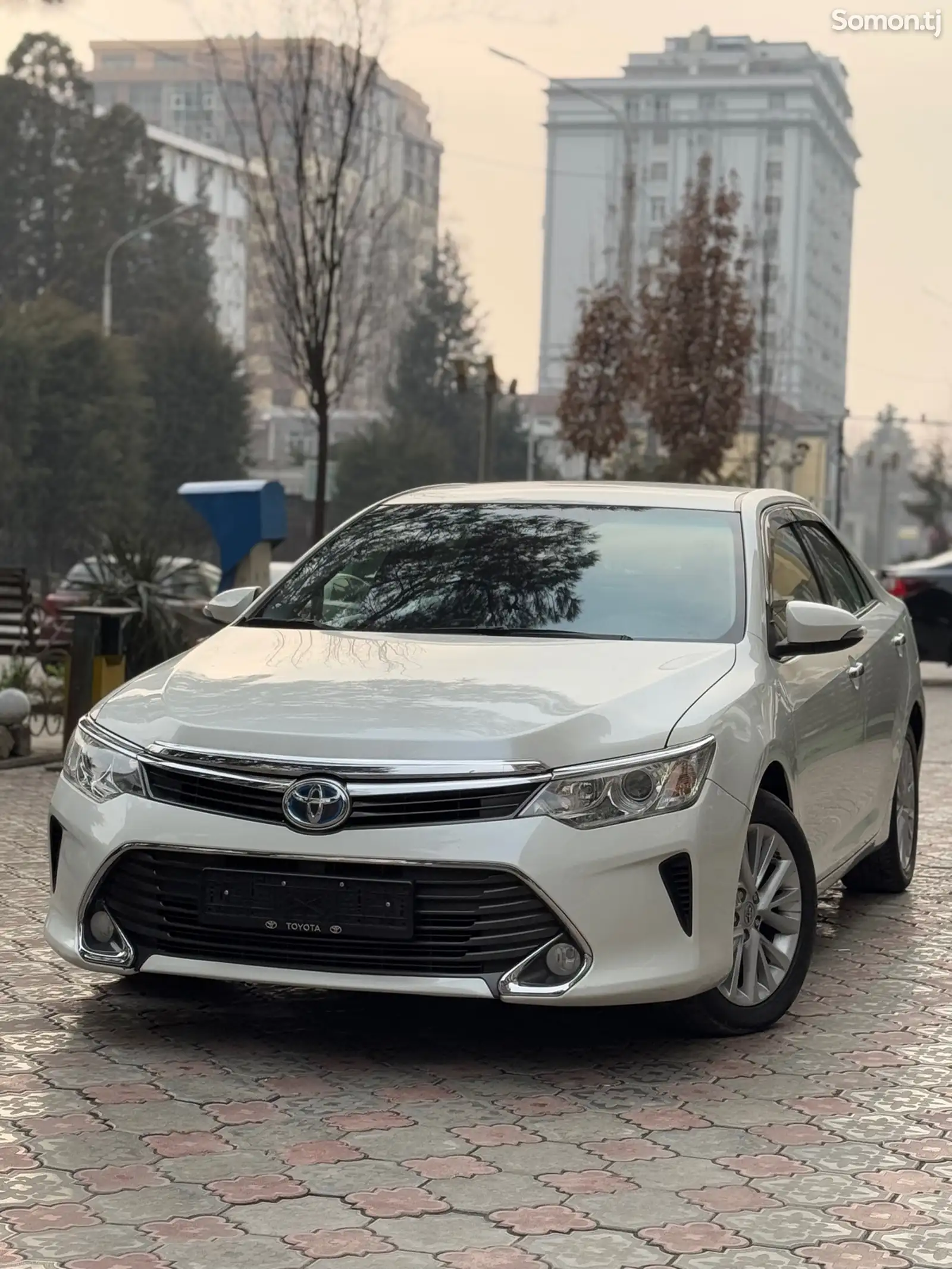 Toyota Camry, 2015-1