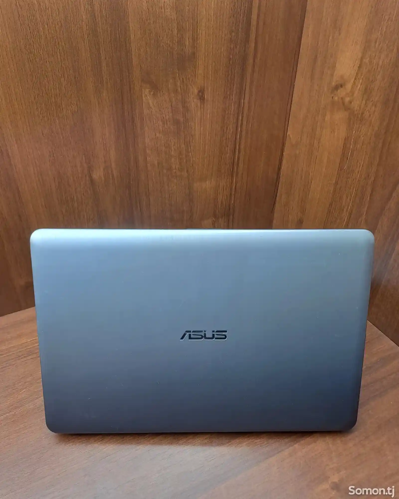 Ноутбук Asus i5 7gen-9