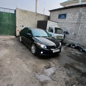 Toyota Corolla, 2010